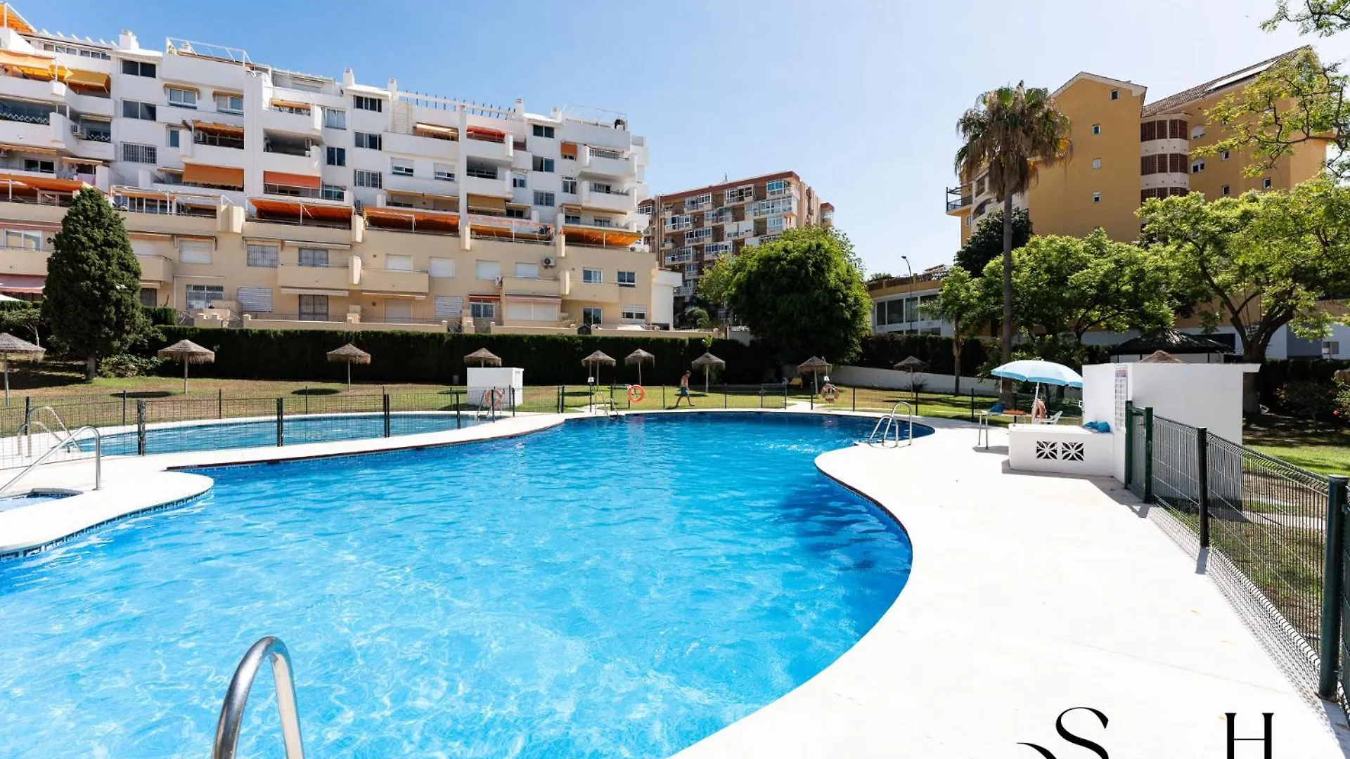 Apartment Ferienwohnung Fancy 2Br Retreat Pool Parking, Wonderful Views Benalmádena