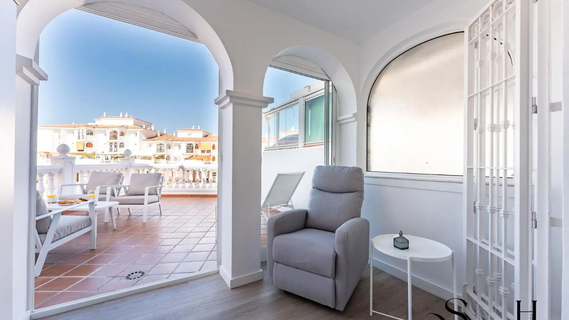 Ferienwohnung Fancy 2Br Retreat Pool Parking, Wonderful Views Benalmádena Apartment